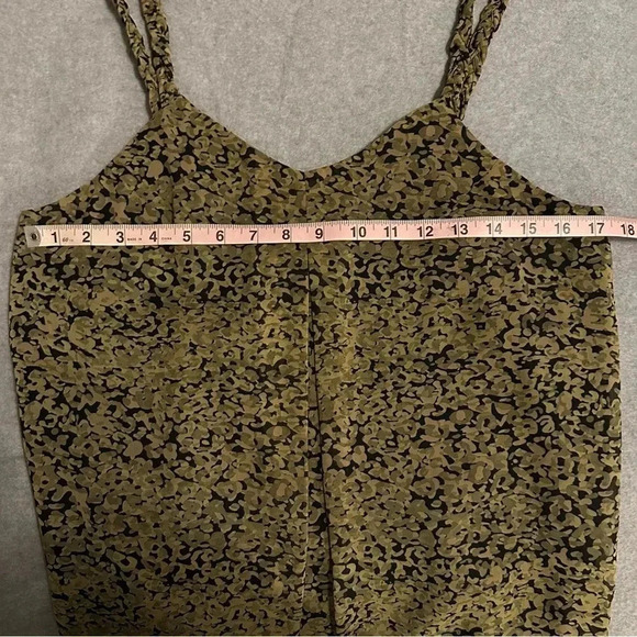 NWT Mac & Jac olive spaghetti strap tank top size M - Picture 4 of 7